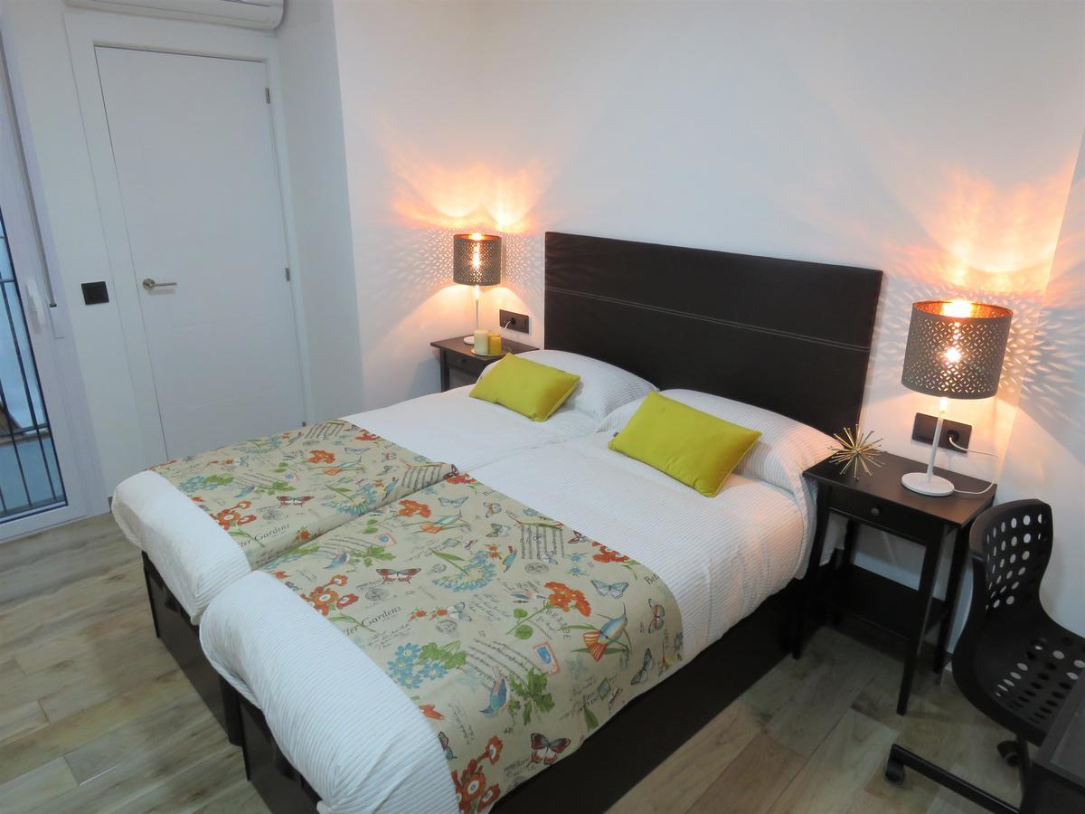 Living Sevilla Apartments Hercules Dış mekan fotoğraf