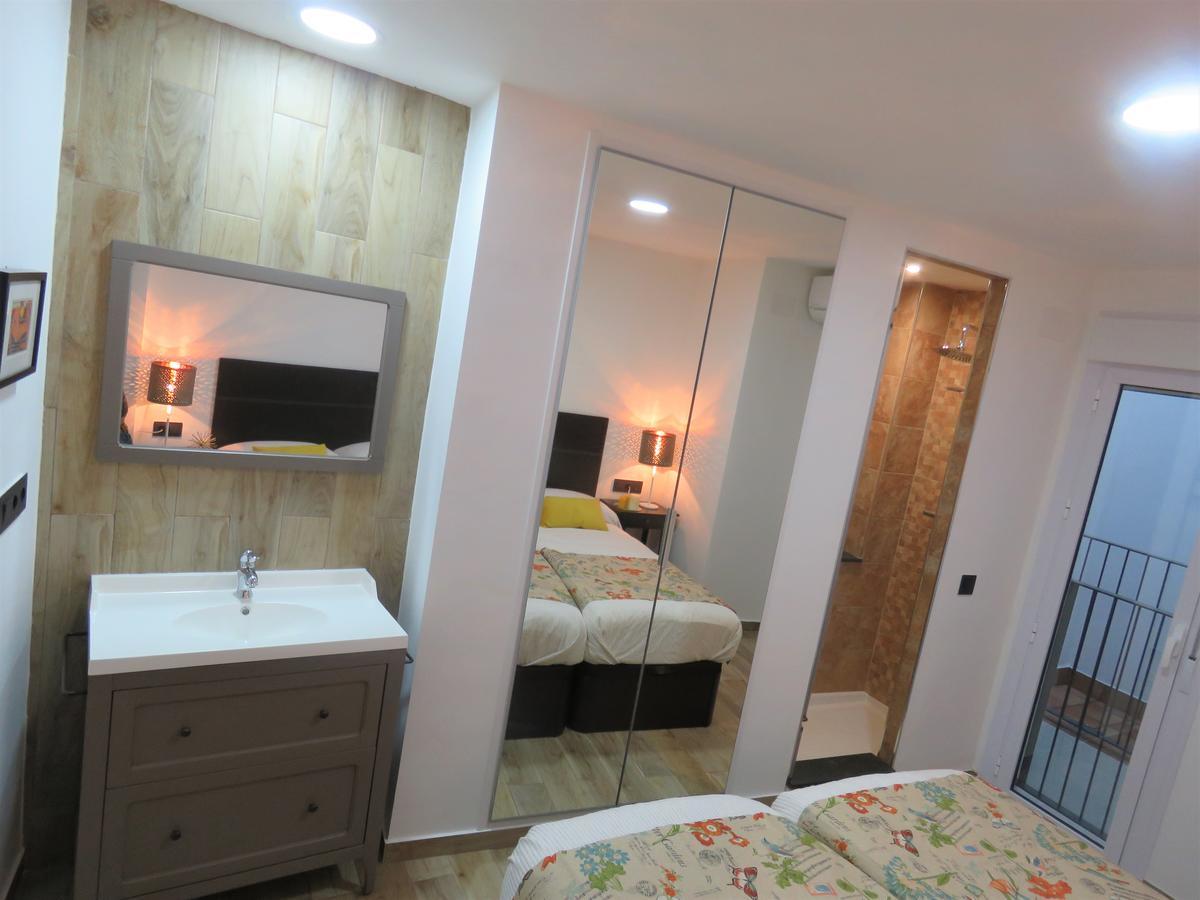 Living Sevilla Apartments Hercules Dış mekan fotoğraf