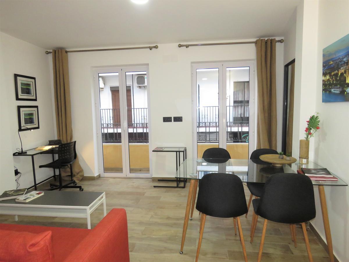 Living Sevilla Apartments Hercules Dış mekan fotoğraf