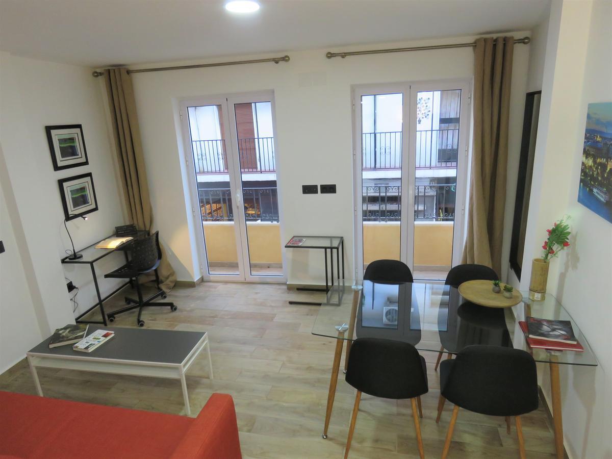 Living Sevilla Apartments Hercules Dış mekan fotoğraf
